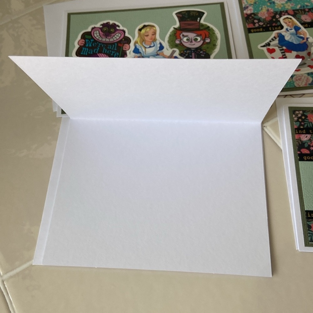 Set Of 4 Handmade Alice In Wonderland Note Cards - Picture 8 of 9